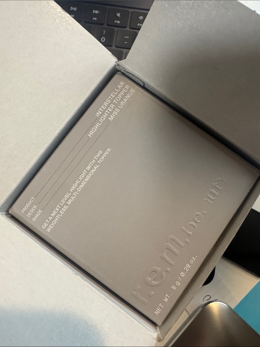 REM beauty highlighter